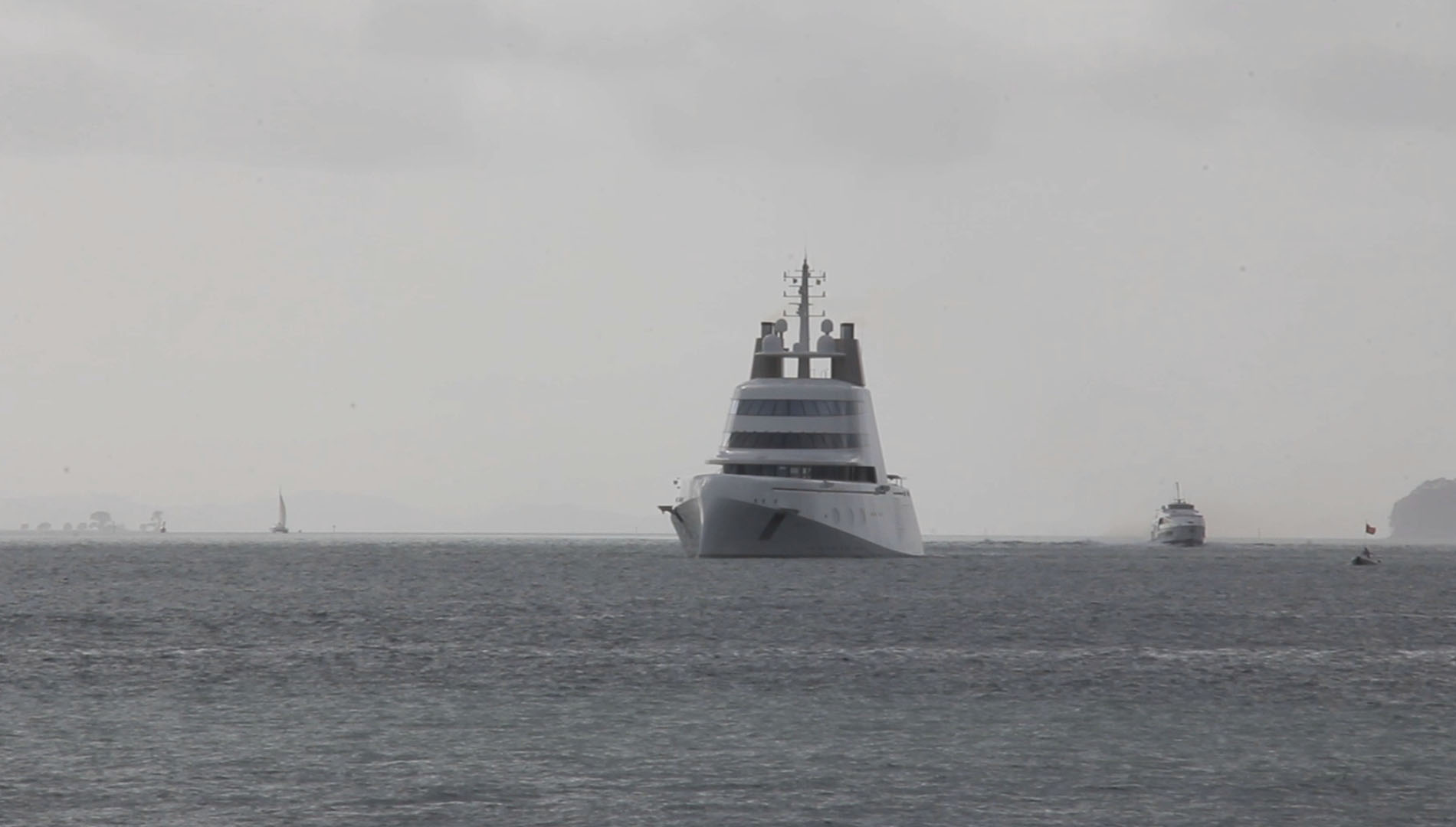 Motor Yacht A